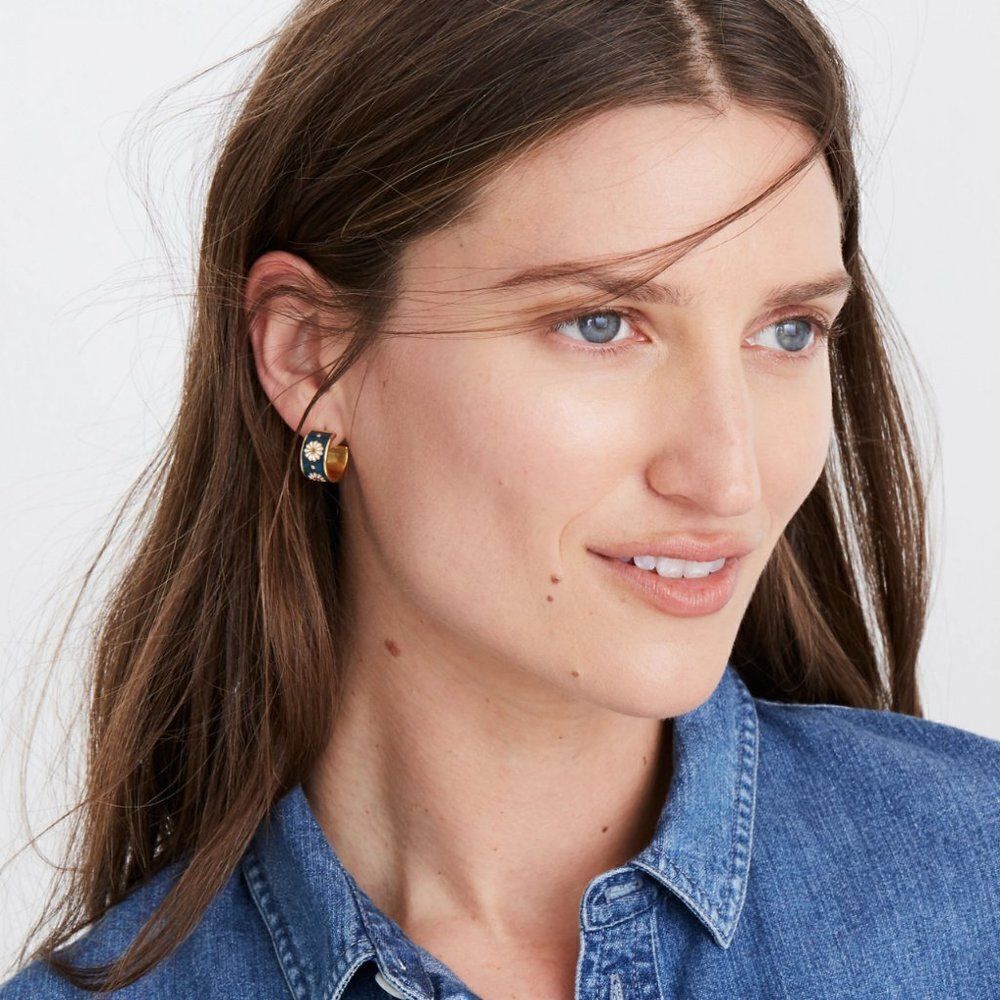 Daisy Delight Enamel Small Hoop Earrings - Picture 3 of 11